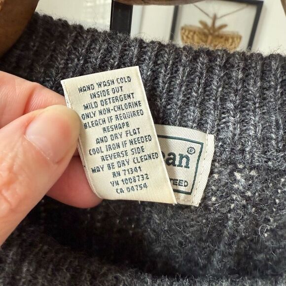 L.L. Bean Lambswool Grey Mens Crewneck Sweater Machine Wash XL - Picture 6 of 6